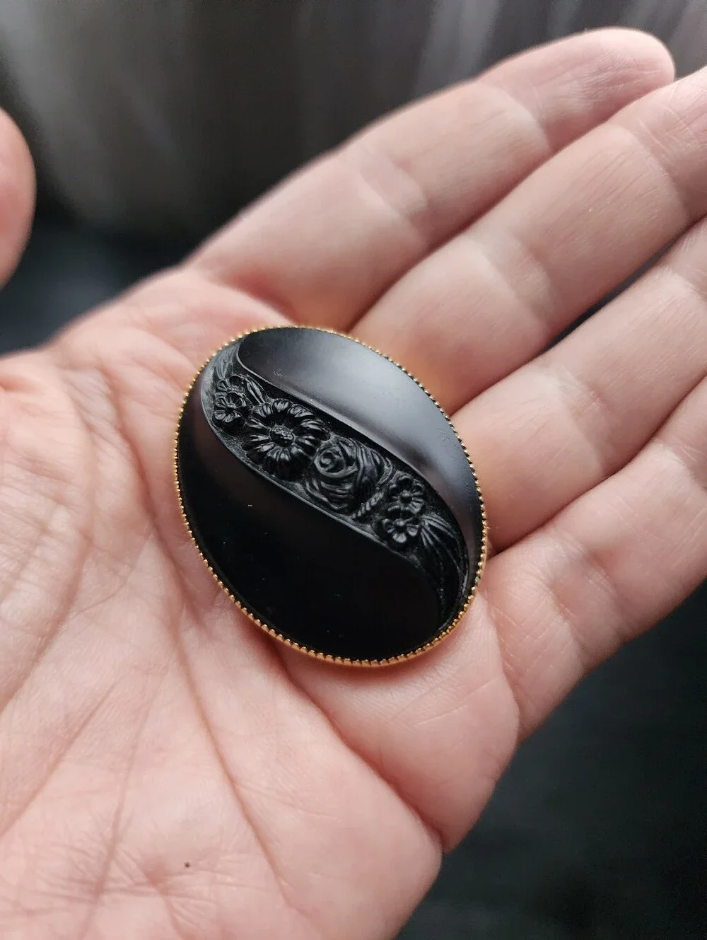N/A vintage brooch